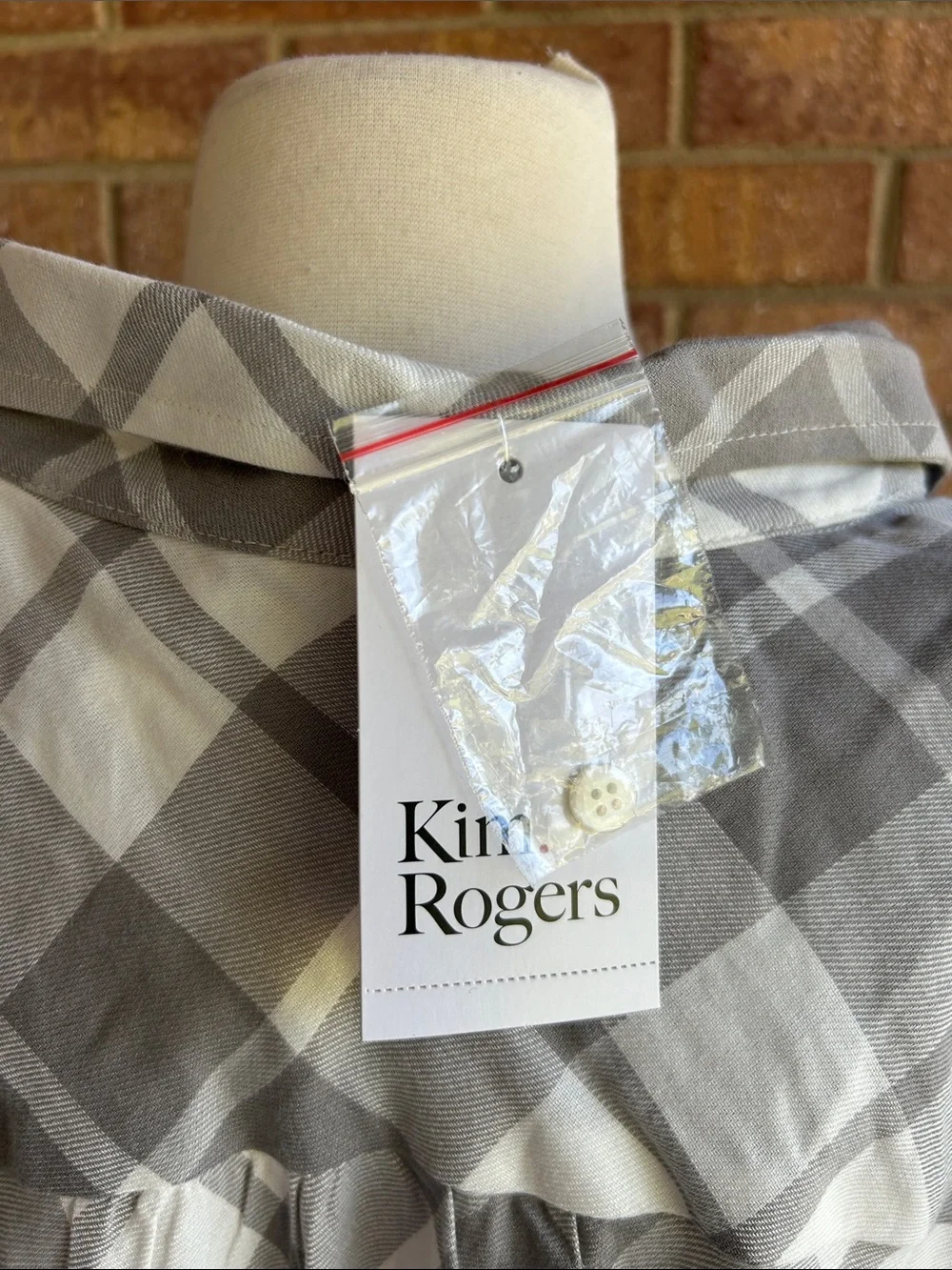 NWT XXL Kim Rogers Gray and White Plaid Button-Down Shirt